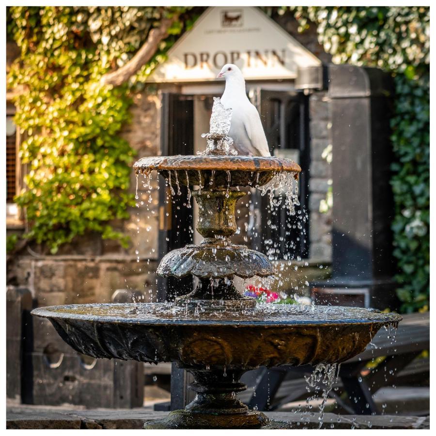 Last Drop Village Hotel & Spa Bolton Esterno foto